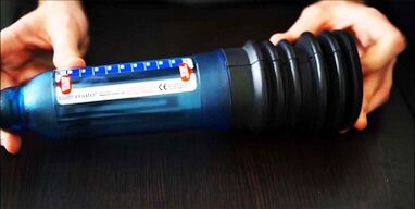 Si të zmadhoni penisin tuaj duke përdorur një pompë